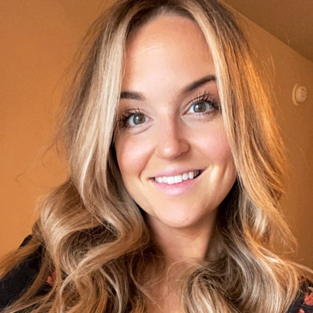 Meet your Posher, Megan